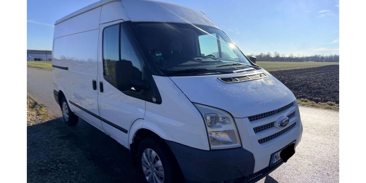 Ford Transit 228.000 km 6.790 &euro; München 81829