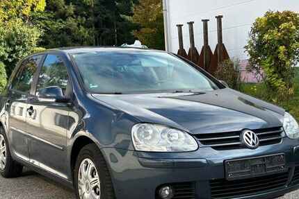 VW Golf 176.000 km 1.599 € Hohenbrunn 85662