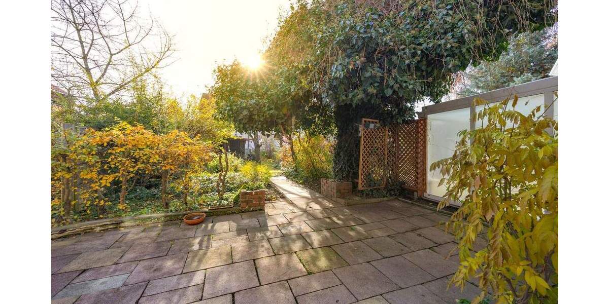 Reihenendhaus Fürstenfeldbruck - 8 Zimmer, 200 m&sup2;, 940.000&euro; | Angebot:25691105