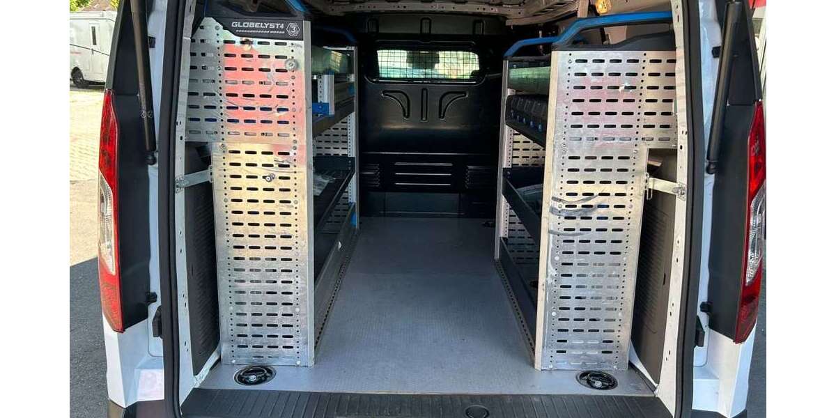 Ford Transit Connect 96.421 km 15.990 &euro; München 81825