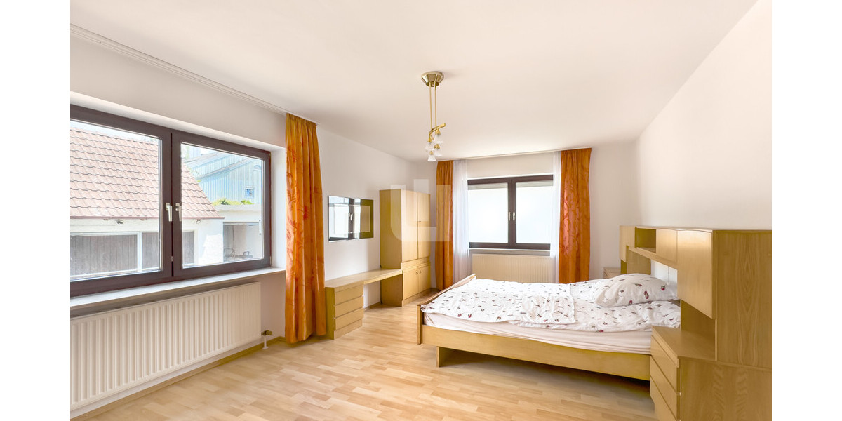 Provisionsfrei für den Käufer - EFH mit 2 Wohnungen in perfekter Süd-West Ausrichtung in Olching - Einfamilienhaus Olching | Angebot:16560981