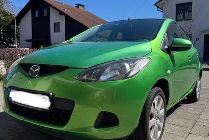 Mazda 2 95.000 km 3.200 &euro; Neubiberg 85579