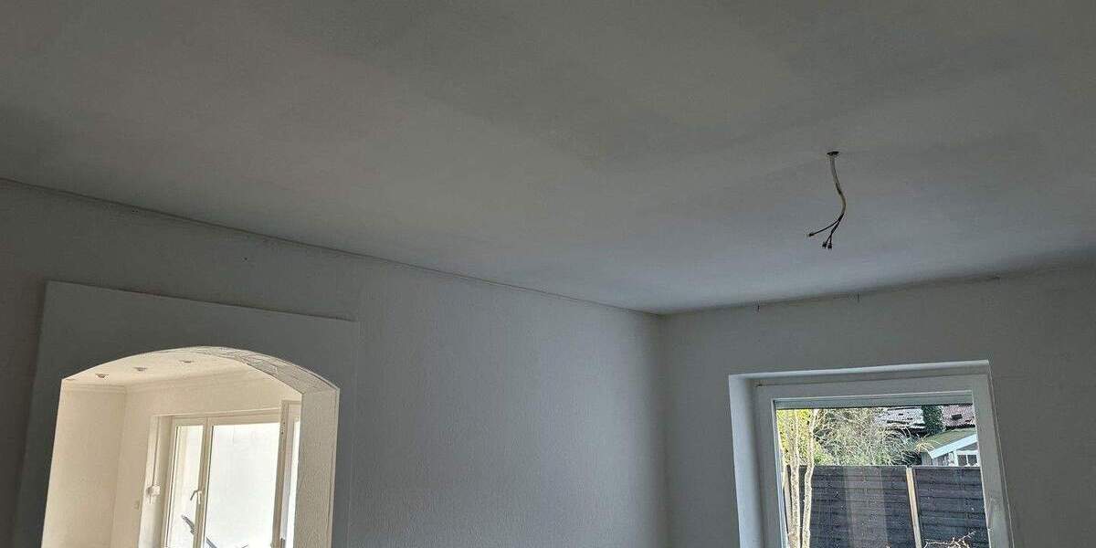 Reihenmittelhaus Oberschleißheim - 4 Zimmer, 150 m&sup2;, 2.490&euro; | Angebot:25782546