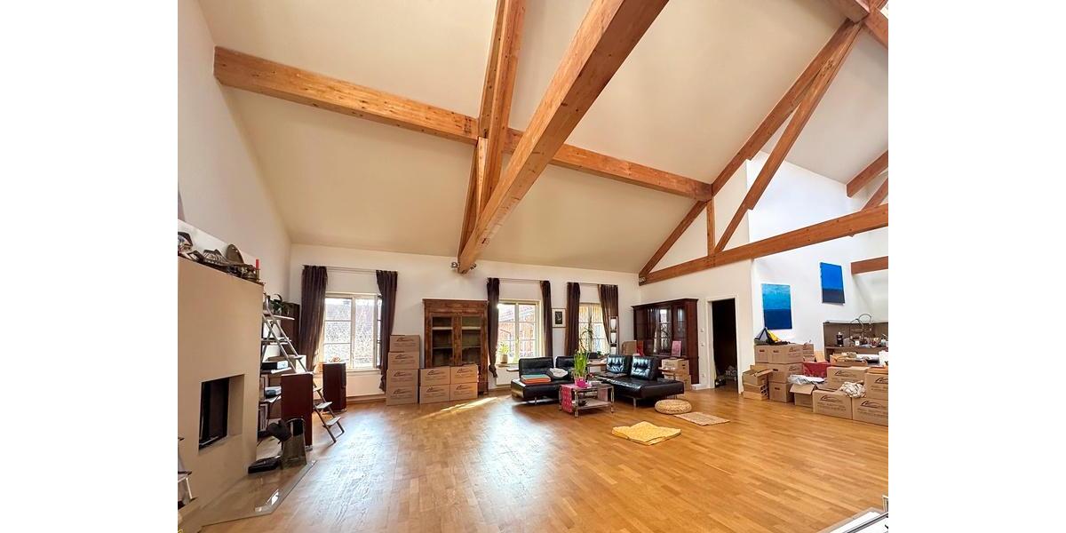 Dachgeschoßwohnung Oberpframmern - 3.5 Zimmer, 225 m&sup2;, 2.900&euro; | Angebot:26165292