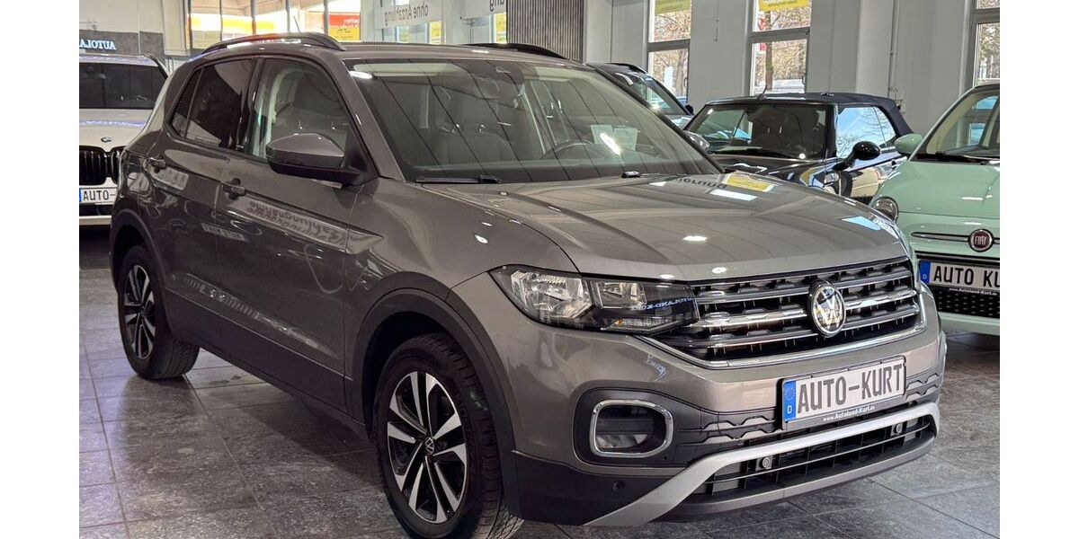 VW T-Cross 42.150 km 18.890 &euro; München 81829