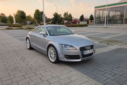 Audi TT 66.000 km 15.900 &euro; München 81241