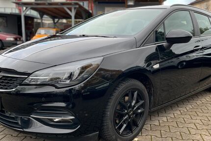 Opel Astra 94.000 km 9.990 &euro; München 81825