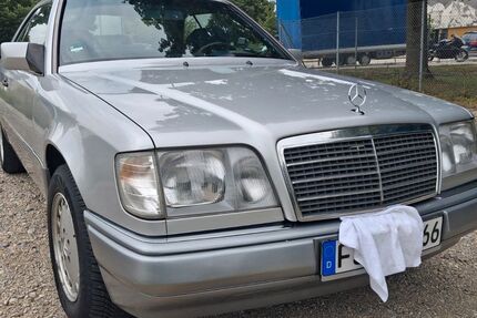 Mercedes-Benz E 220 125.000 km 10.550 &euro; Kranzberg 85402