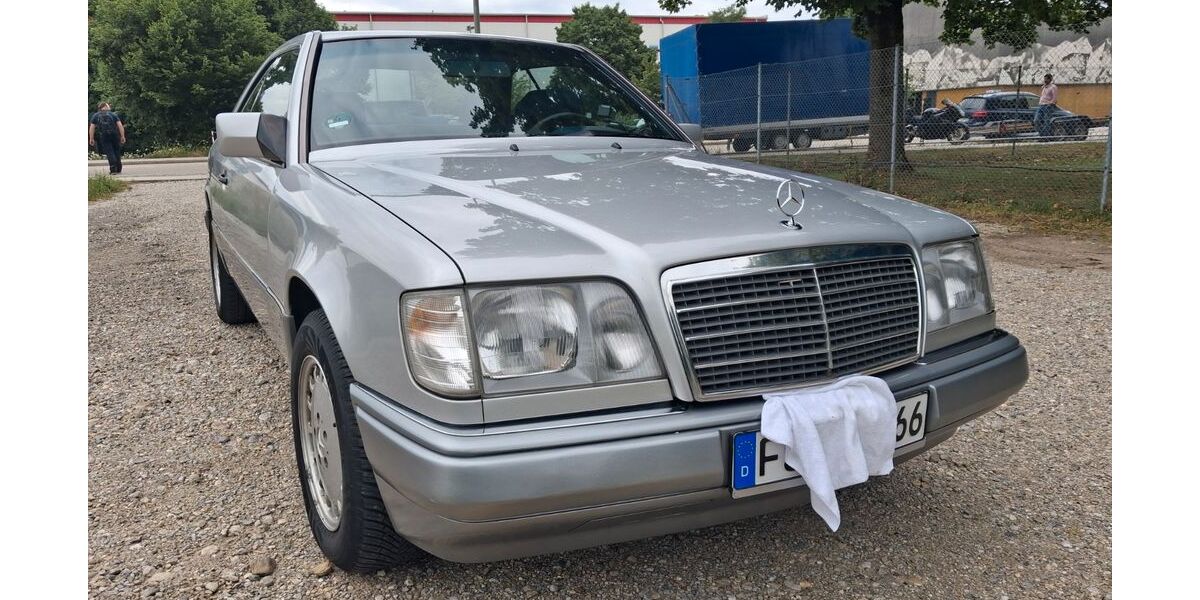 Mercedes-Benz E 220 125.000 km 10.550 &euro; Kranzberg 85402