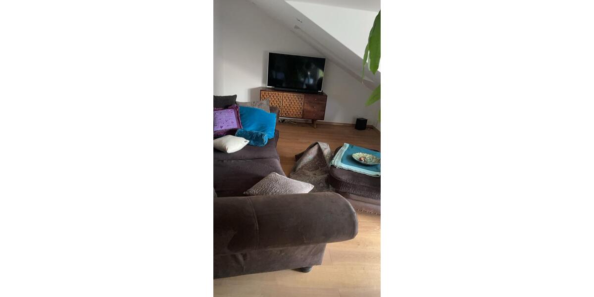 Dachgeschoßwohnung Moosinning - 3 Zimmer, 78 m&sup2;, 1.300&euro; | Angebot:26396892