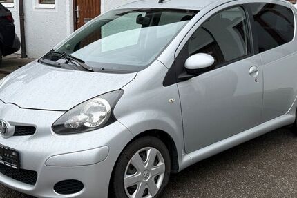 Toyota Aygo (X) 80.000 km 5.290 &euro; München 81479