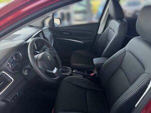 Suzuki SX4 S-Cross S-CROSS 1.5 COMFORT+ ALLGRIP AGS 4.000 km 27.990 &euro; Höhenkirchen-Siegertsbrun 85635