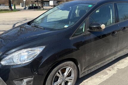 Ford Grand C-Max 136.000 km 4.990 &euro; München 80333