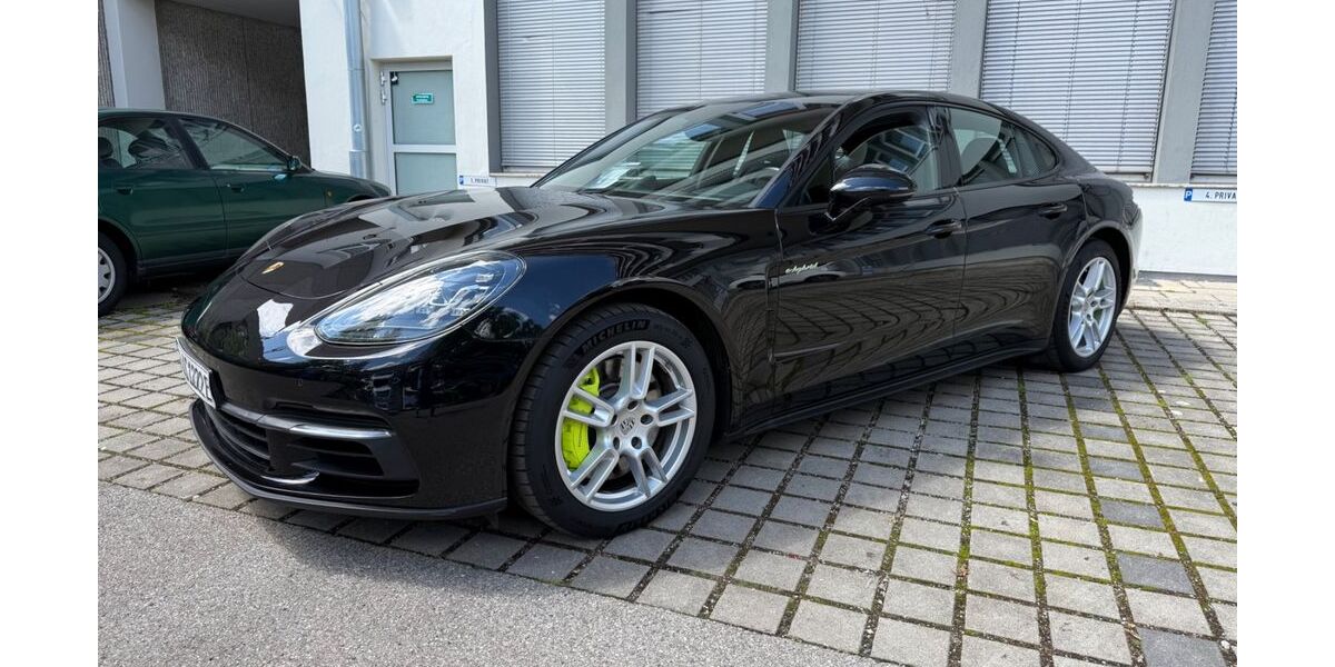 Porsche Panamera 150.000 km 49.999 &euro; München 80636