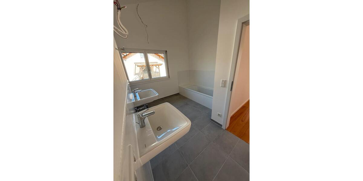 Einfamilienhaus Aying - 6.5 Zimmer, 165 m&sup2;, 3.465&euro; | Angebot:26107509