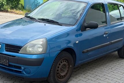 Renault Clio 145.000 km 1.000 &euro; Eching 85386