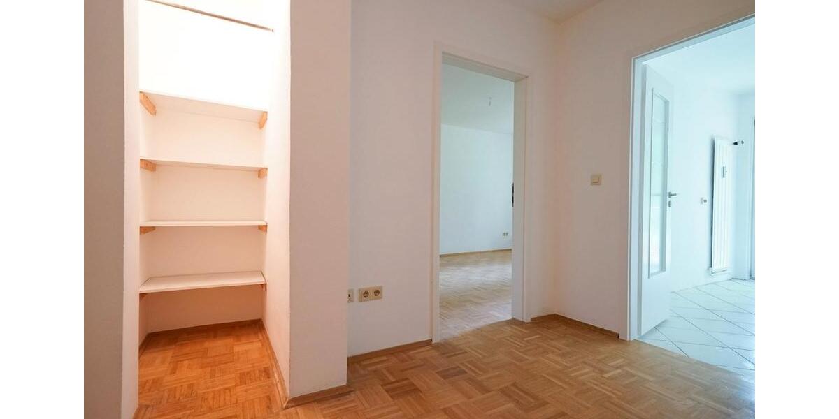 Erdgeschoßwohnung München Pasing-Obermenzing - 2 Zimmer, 64 m&sup2;, 1.570&euro; | Angebot:26652290