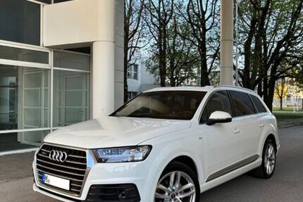 Audi Q7 227.000 km 22.499 &euro; München 81825