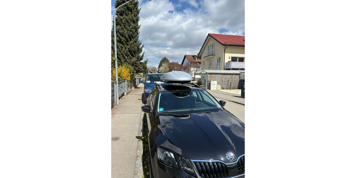 Skoda Octavia 99.999 km 14.999 &euro; München 81476