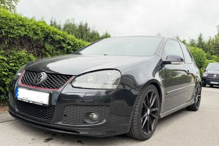 VW Golf 242.000 km 3.999 &euro; Seefeld 82229