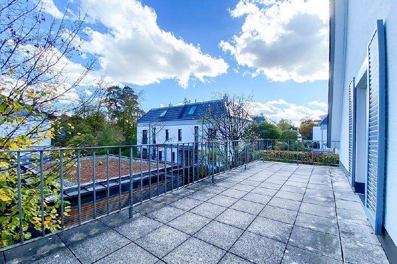 Einfamilienhaus Gräfelfing - 4 Zimmer, 131 m&sup2;, 2.800&euro; | Angebot:25769769