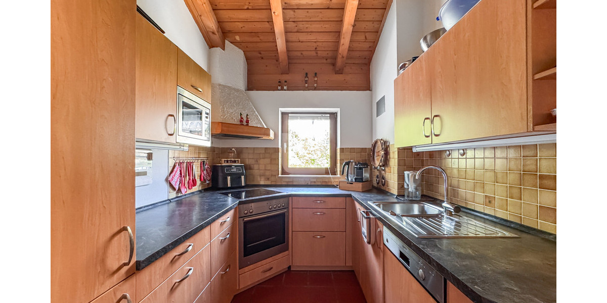 WINDISCH IMMOBILIEN – Gewerbeimmobilie mit vier Büros und einer Wohnung - ideal für den Mittelstand 10.5 zimmer