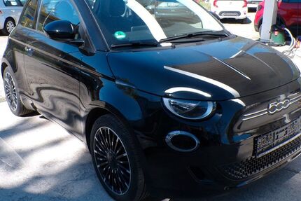 Fiat 500e 30.000 km 15.400 &euro; Krailling bei München 82152