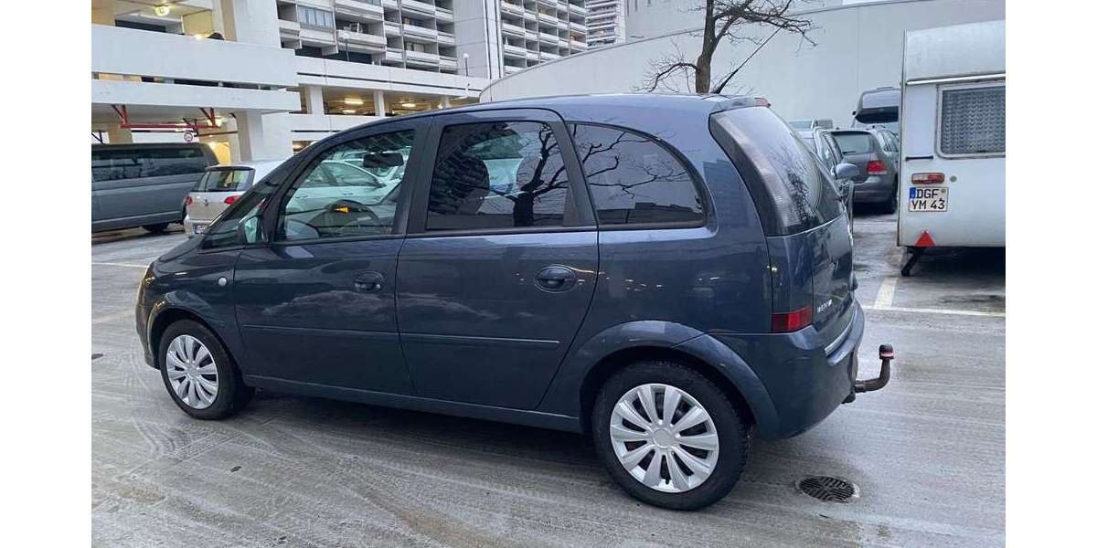 Opel Meriva 177.000 km 1.000 &euro; München 80809