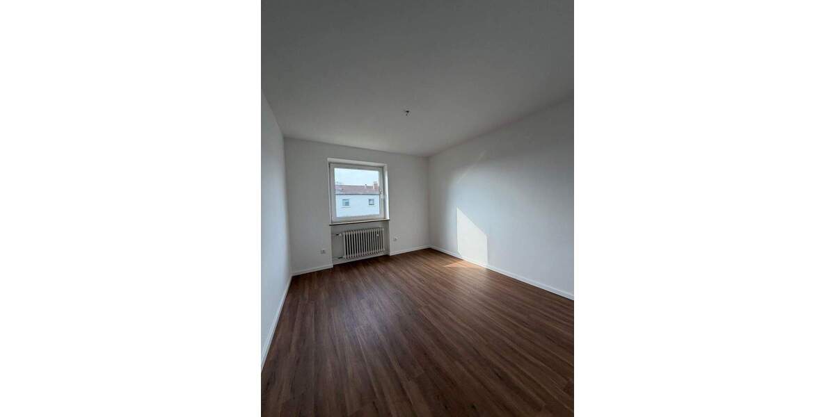 Etagenwohnung Kirchseeon Eglharting - 3 Zimmer, 70 m&sup2;, 1.091&euro; | Angebot:25374158