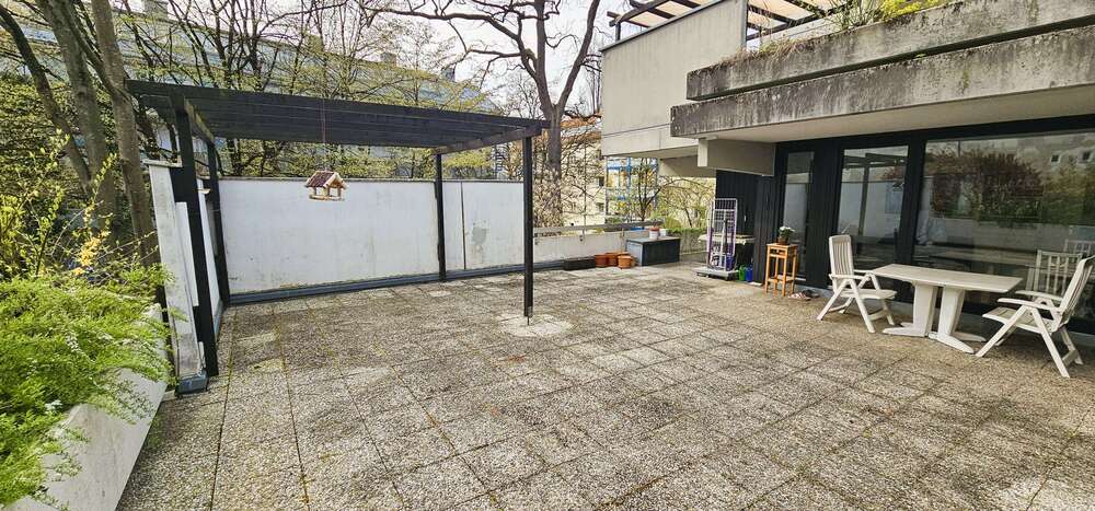 Etagenwohnung München Nymphenburg - 3 Zimmer, 107 m&sup2;, 850.000&euro; | Angebot:26264544