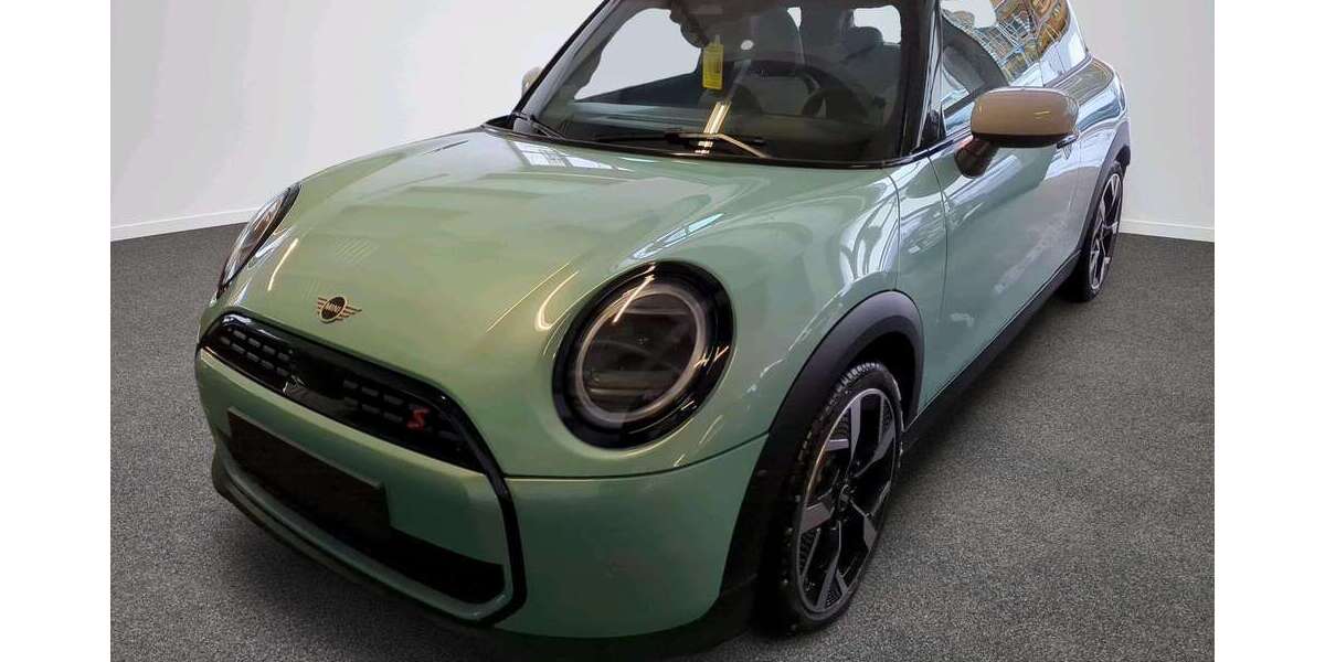 Mini Cooper S 3.238 km 31.015 &euro; München 80788
