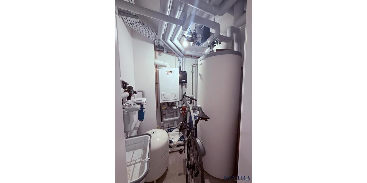 Doppelhaushälfte München Bogenhausen - 5 Zimmer, 144 m&sup2;, 3.970&euro; | Angebot:26247760