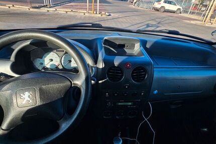 Peugeot Partner 275.850 km 999 &euro; München 80809