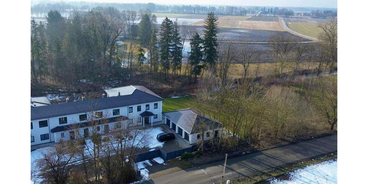 Doppelhaushälfte Moosinning Eichenried - 8 Zimmer, 315 m&sup2;, 4.200&euro; | Angebot:25708230