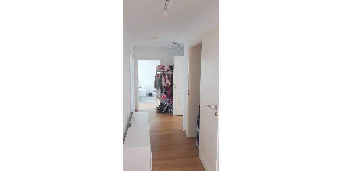 Etagenwohnung München Neuhausen-Nymphenburg - 3 Zimmer, 80 m&sup2;, 1.450&euro; | Angebot:25695624