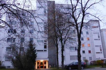 ***Pfiffiges Nest mit attraktivem Süd-Balkon***nur für 1 Person*** 1 zimmer