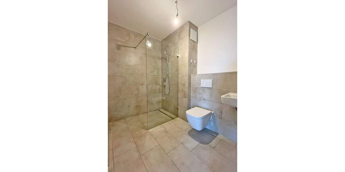 Etagenwohnung Markt Schwaben - 2 Zimmer, 54 m&sup2;, 1.300&euro; | Angebot:25776846