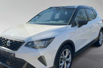 Seat Arona 28.800 km 20.490 &euro; München 81249