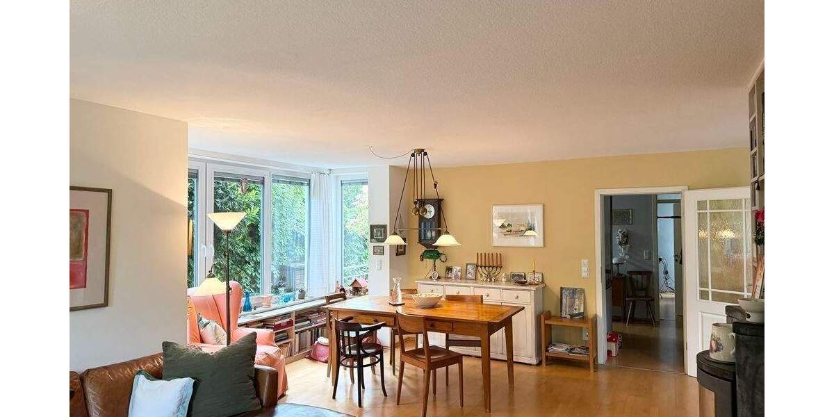 Ruhe, Qualität und Raum zum Leben - ein Zuhause, das Familien und Paare gleichermaßen begeistert. 4 zimmer