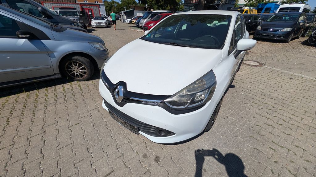 Renault Clio 142.164 km 2.450 &euro; München 81243