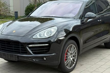 Porsche Cayenne 299.000 km 10.900 &euro; München 81243