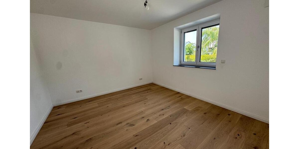 Terrassenwohnung Gilching - 2 Zimmer, 69 m&sup2;, 1.580&euro; | Angebot:25590811