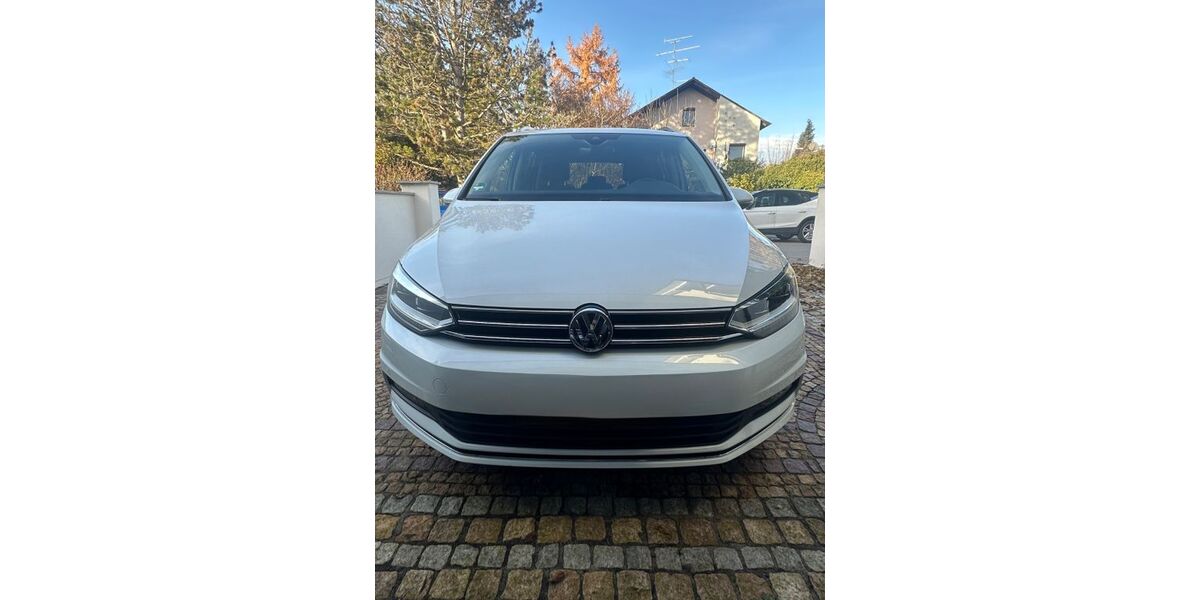 VW Touran 137.000 km 16.500 &euro; München 81675