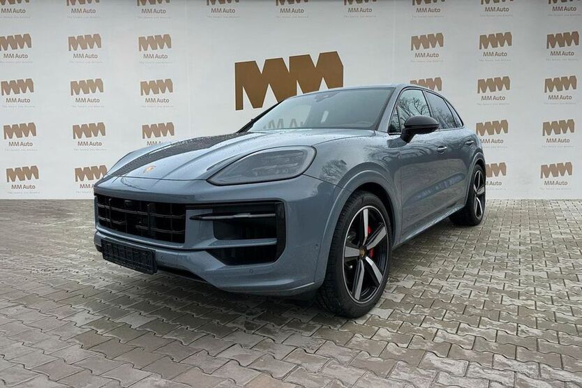 Porsche Cayenne 17.000 km 121.999 € Münsing 82541