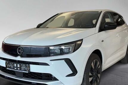 Opel Grandland (X) 148.000 km 14.890 &euro; München 80339