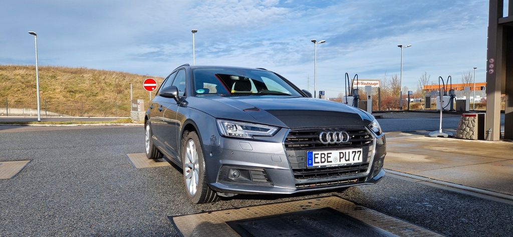 Audi A4 83.026 km 21.600 &euro; Poing 85586