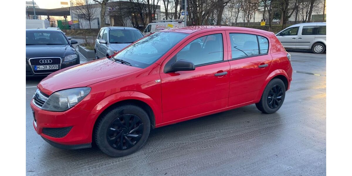 Opel Astra 150.000 km 1.300 &euro; München 80809