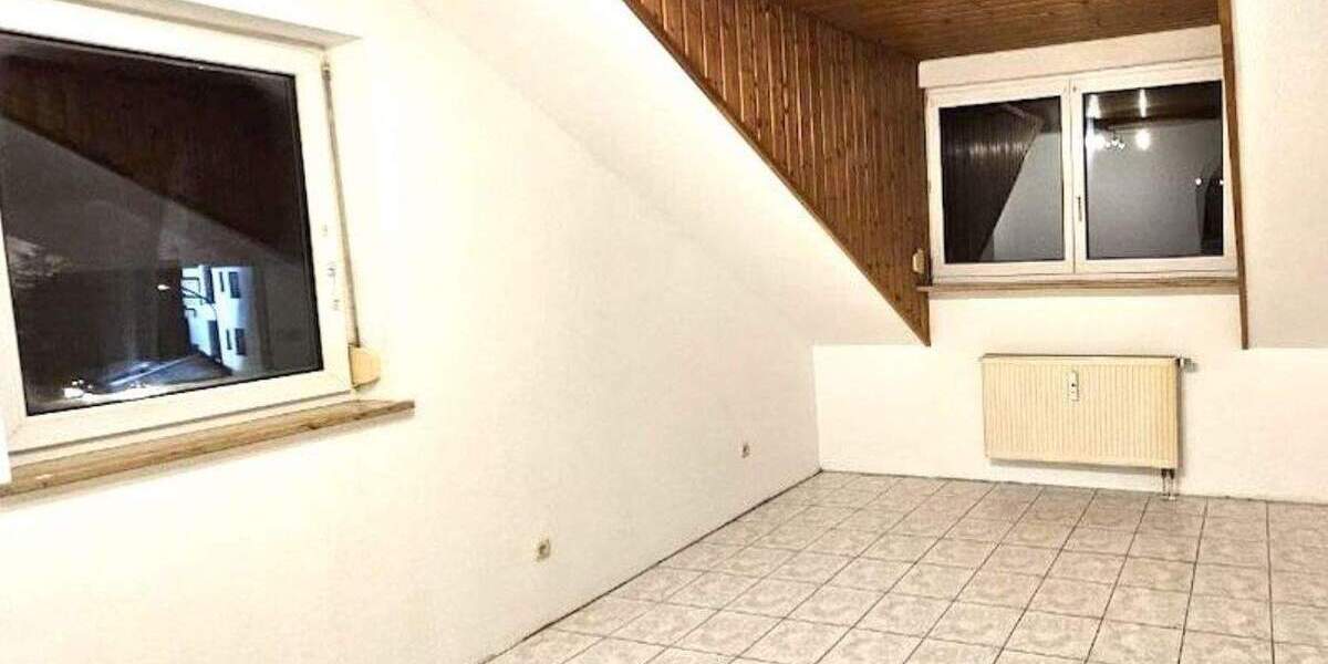 SOFORT freie und charmante 3 Zimmer 76 qm Wohnung mit Garage 3 zimmer