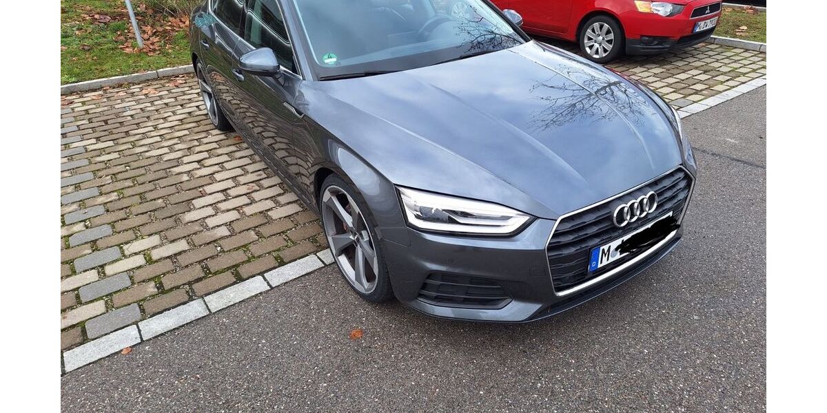 Audi A5 90.445 km 24.990 &euro; München 80796