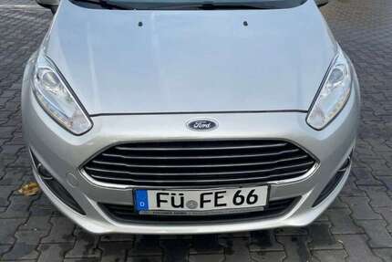 Ford Fiesta 176.451 km 3.500 € München 81245